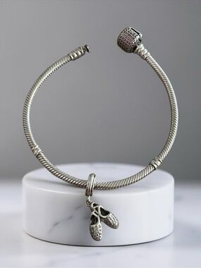 Vintage Pandora Silver Ballet Slipper Charm Bangle - Silver